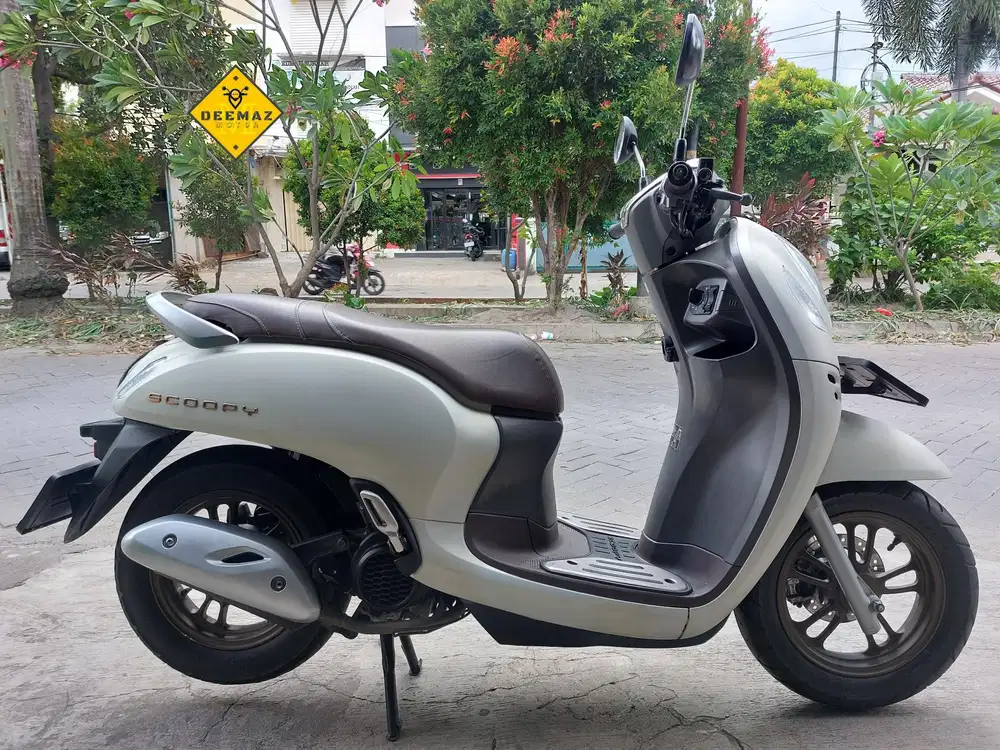 (DP 300 Rb)‼️ Scoopy Prestige Keyless Putih 2024 Cash & Kredit