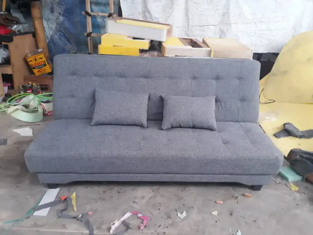 Sofa bed keluarga sedati