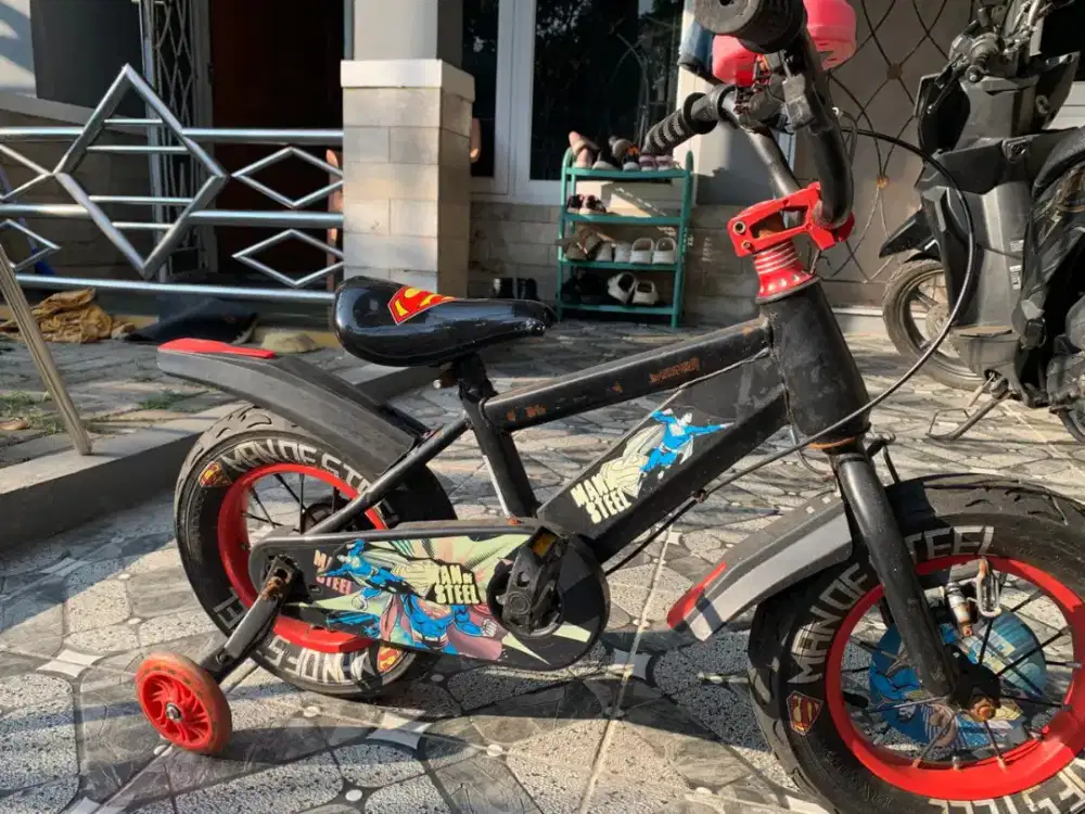 Sepeda anak umur 3 sampai 7 tahun