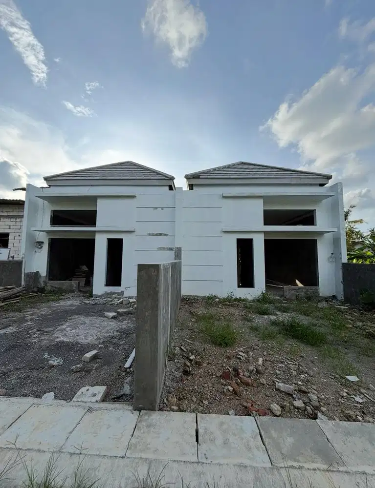 di jual rumah di semarang lt 90 lb 60 yg minat biaa chat mee