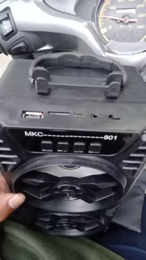 Speaker bluetooth mkc 801