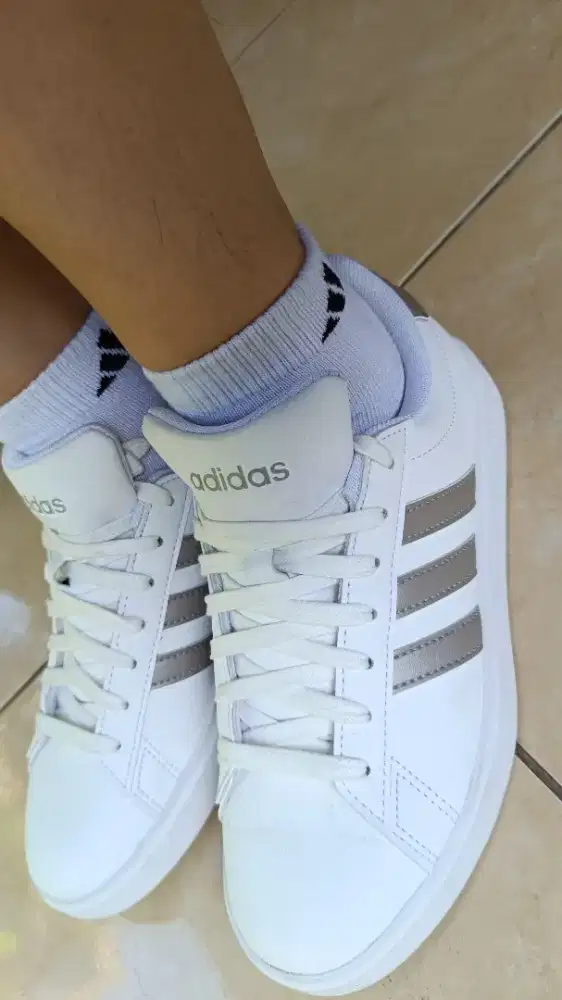 Adidas wanita ORI