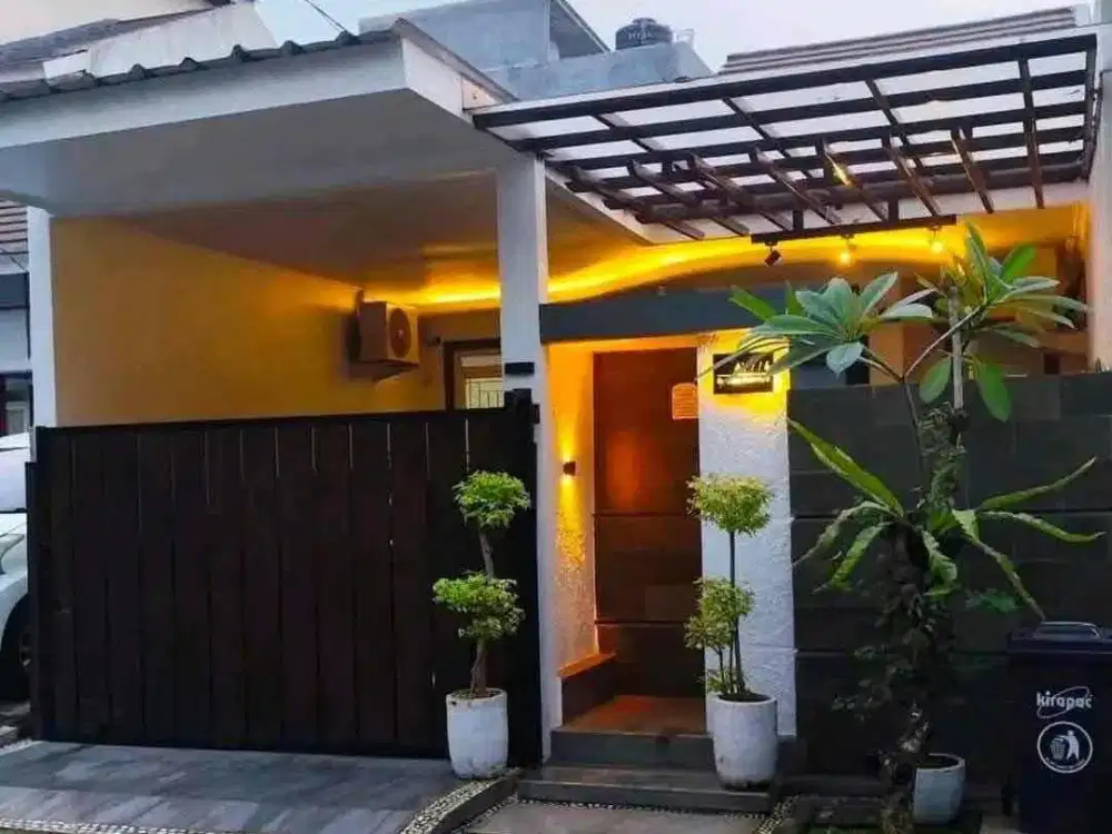 8. rumah dekat exit tol buah batu