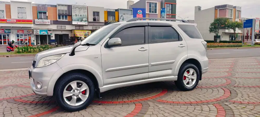 Toyota Rush 2013 Bensin