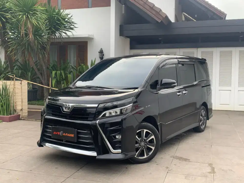 TOYOTA VOXY 2.0 AT, DP 30 JT, BISA TANPA SURVE