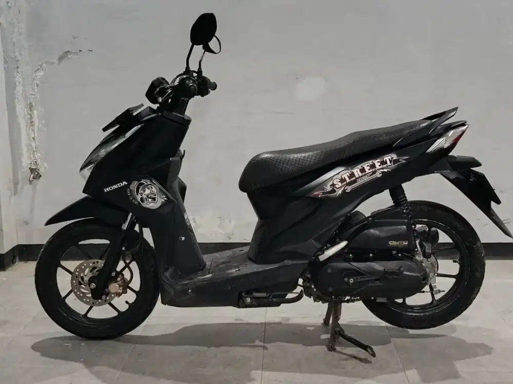 Honda new beat street esp