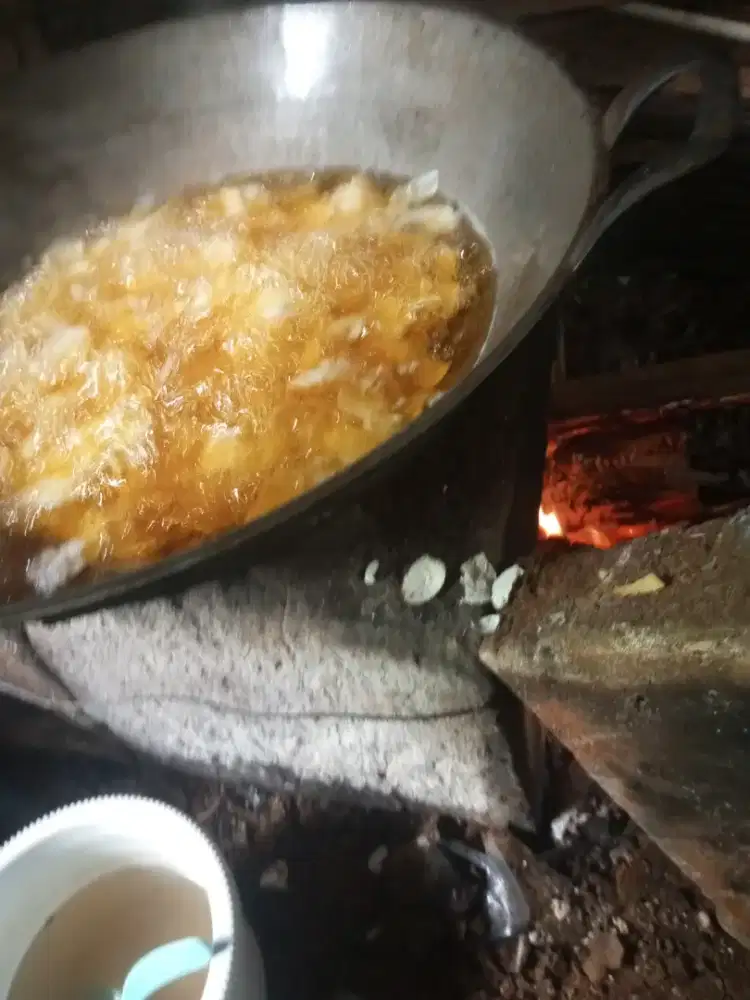 Keripik pisang lantak
