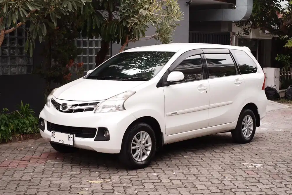 2015 Daihatsu Xenia 1.3 R Deluxe Manual / MT / Avanza
