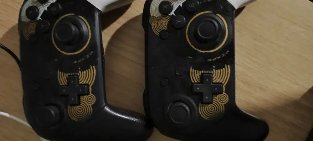 Nintendo Swtich Pro Controller Zelda