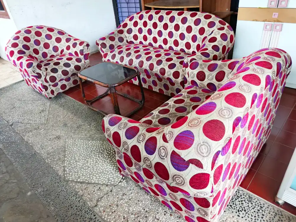 Sofa kursi meja tamu