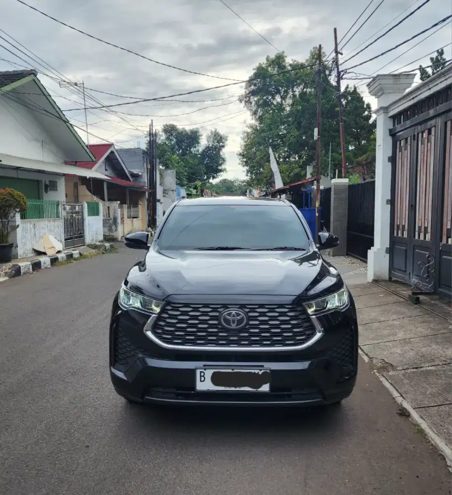 Toyota innova Zenix 2.0 V