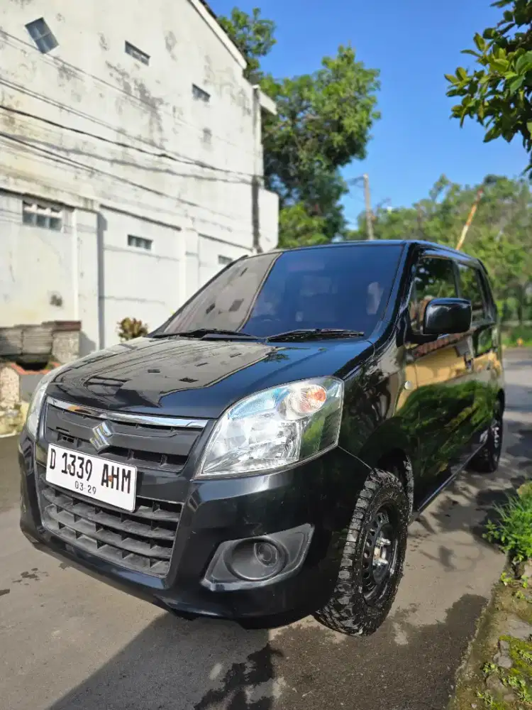 Jual CEPAT! Suzuki Karimun Wagon Matic Triptonic MASKULIN 2019 KM40 rb