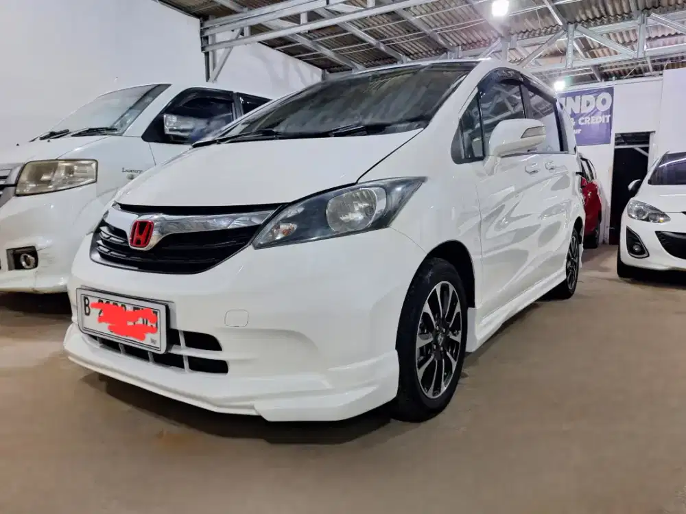 Dp 4 jt Freed Psd a/t 2011 Ang 3,350