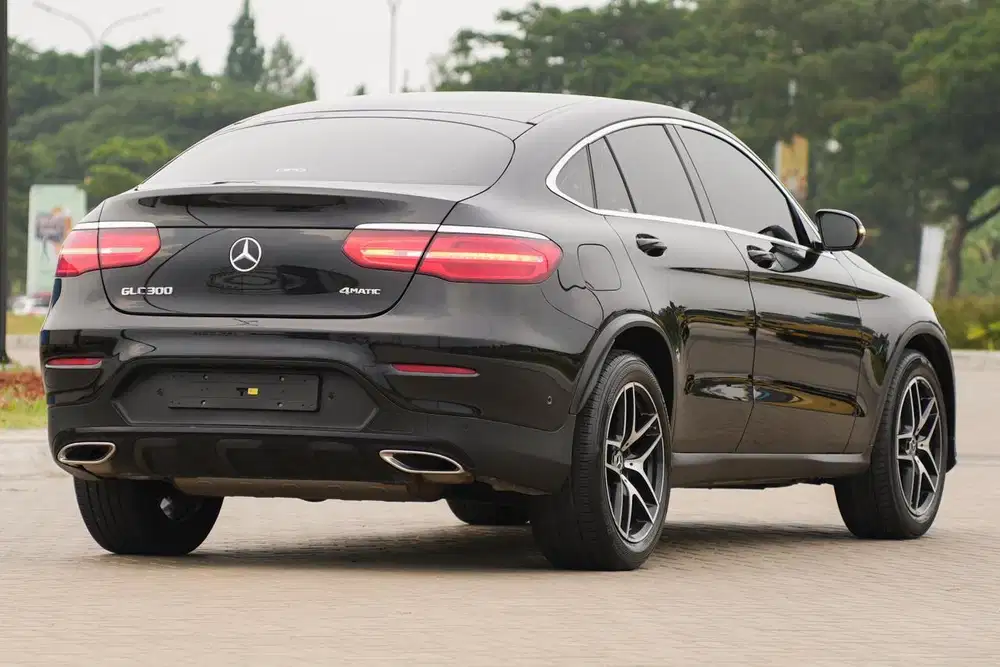 Big BozZ! Mercedes Benz GLC300 Coupe AMG 2019 rx300 e300 530i cla200