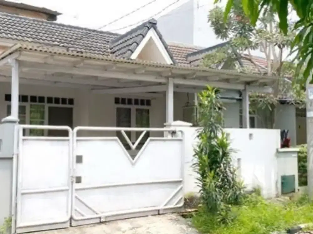 Rumah bagus dan siap huni di Regency Melati Mas