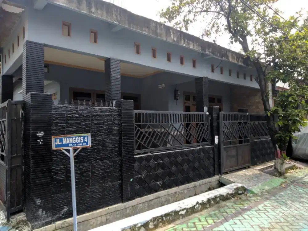 Dijual murah rumah hook 2lt dkt Mall Kota Bumi Tangerang