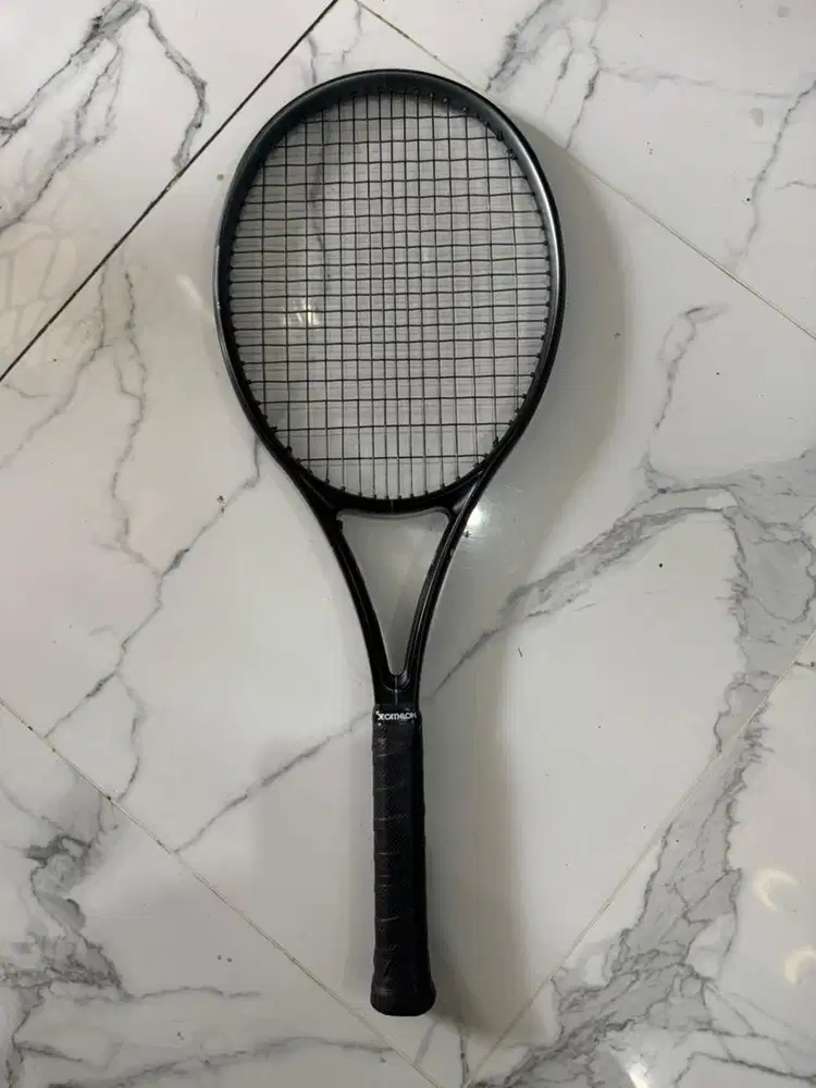 Raket Tennis Wilson RF 01