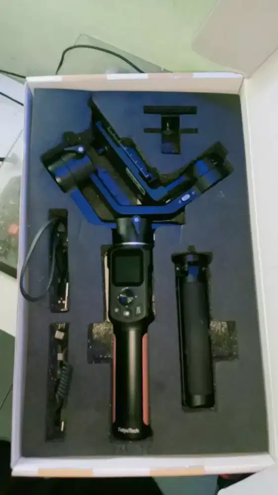 Gimbal Stabilizer - AK2000 C