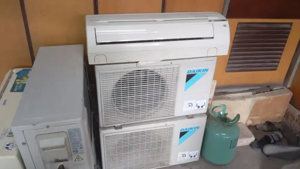 AC DAIKIN THAILAND  SECOND RASA BARU UKURAN 1 PK SAMPA 1/2 PK READY