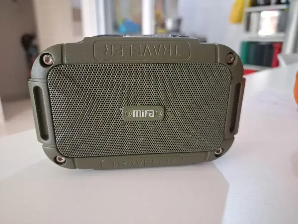 Speaker Bluetooth Mifa F7 Ada minus