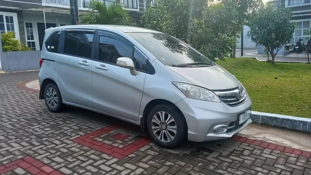 Honda Freed SD Double Blower 2015