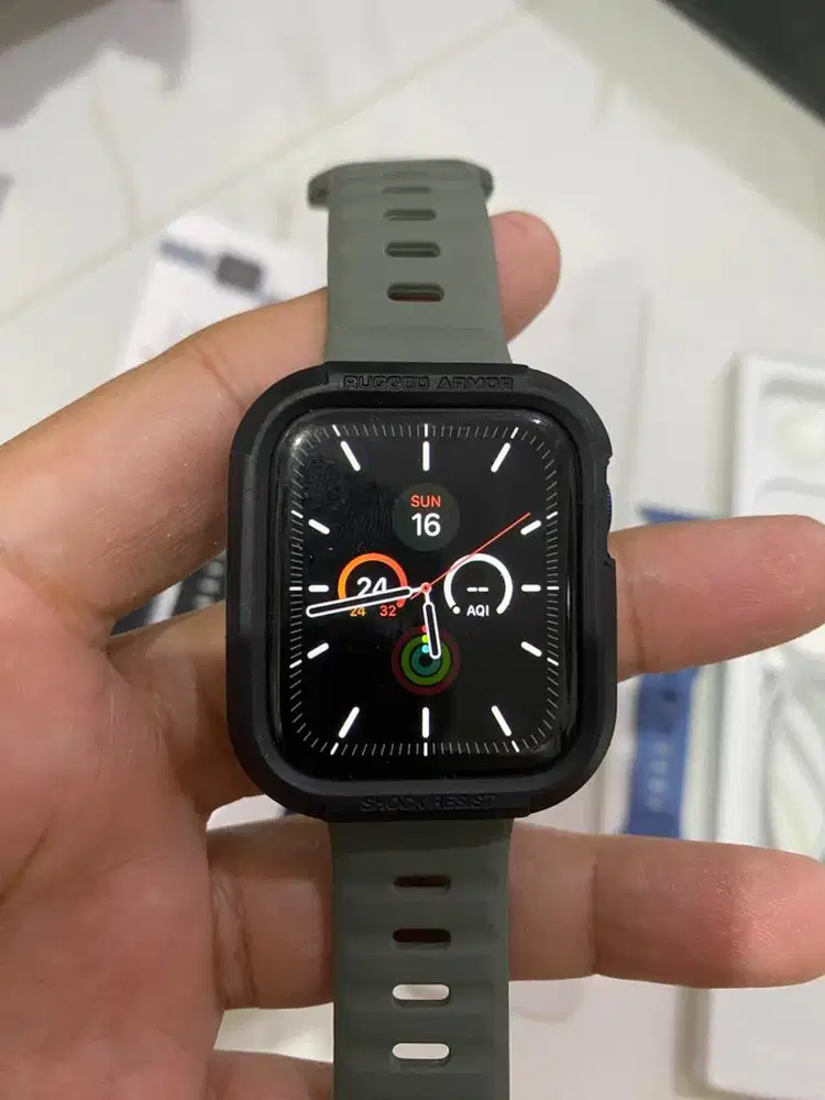 Apple Watch Series 6 44mm Deep Navy Blue