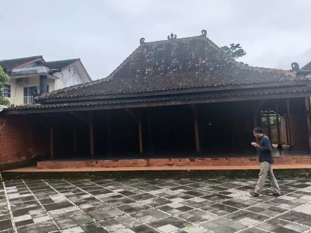 Dijual rumah joglo lawasan ditimur kecamatan Ngemplak Sleman