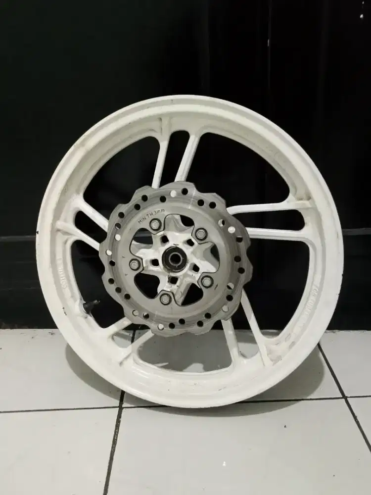Jual velg vario 150 new warna putih