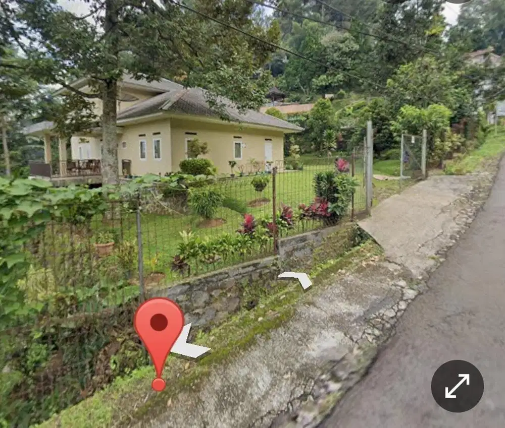 DIJUAL VILLA, LUAS, SEJUK DAN STRATEGIS