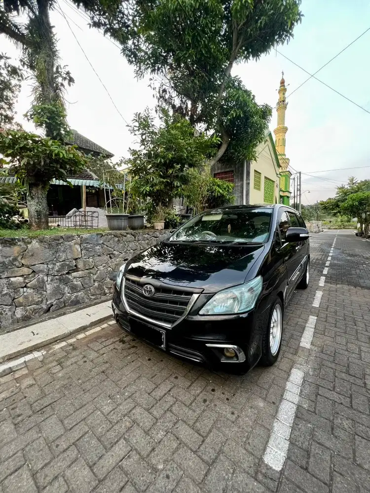Toyota Kijang Innova 2008 2.0 V AT