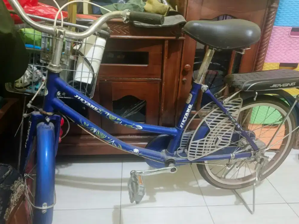 Sepeda jieyang biru