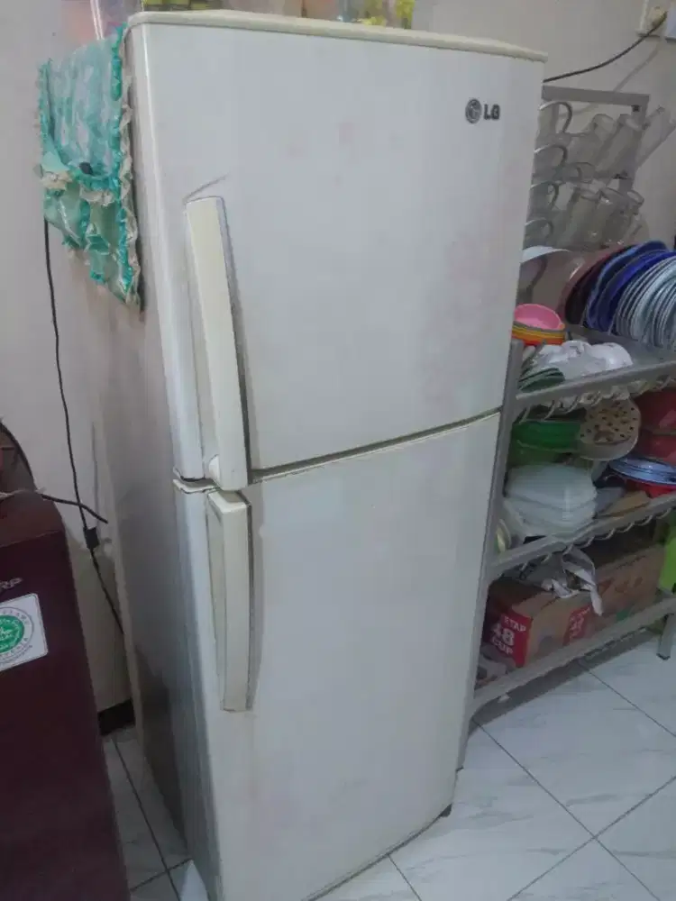 Di Jual kulkas LG