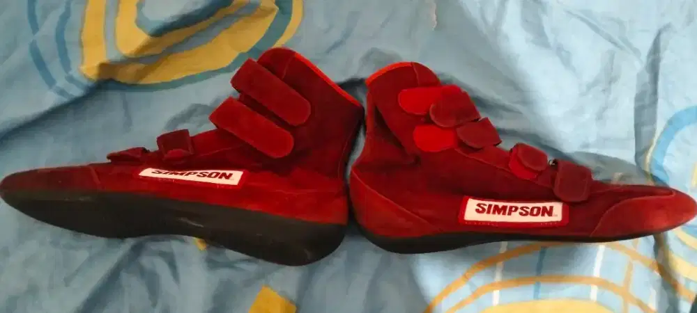 JUAL SEPATU BALAP MERK SIMPSON MADE IN USA SIZE 9,5 USA KONDISI BARU