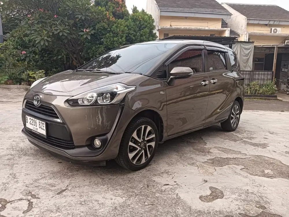 Toyota Sienta 2017 Bensin