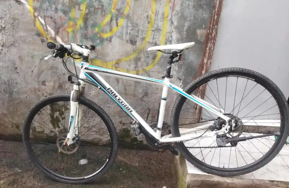 SEPEDA GUNUNG MTB (POLYGON HEIST 4.0) HSC 2025