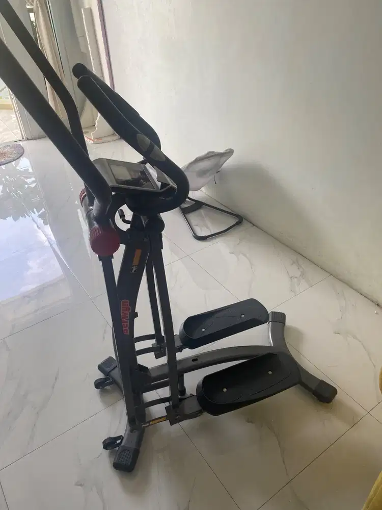 Alat olah raga AIR WALKER BREWYN