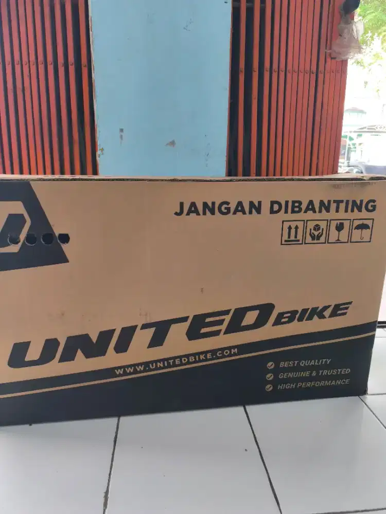 LOKER ADMIN ONLINE SHOP