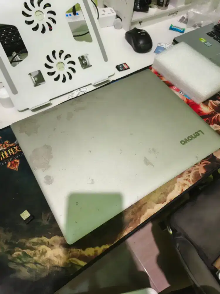 Lenovo Ideapad 320 core i3 NVIDIA 920mx RAM 12 GB