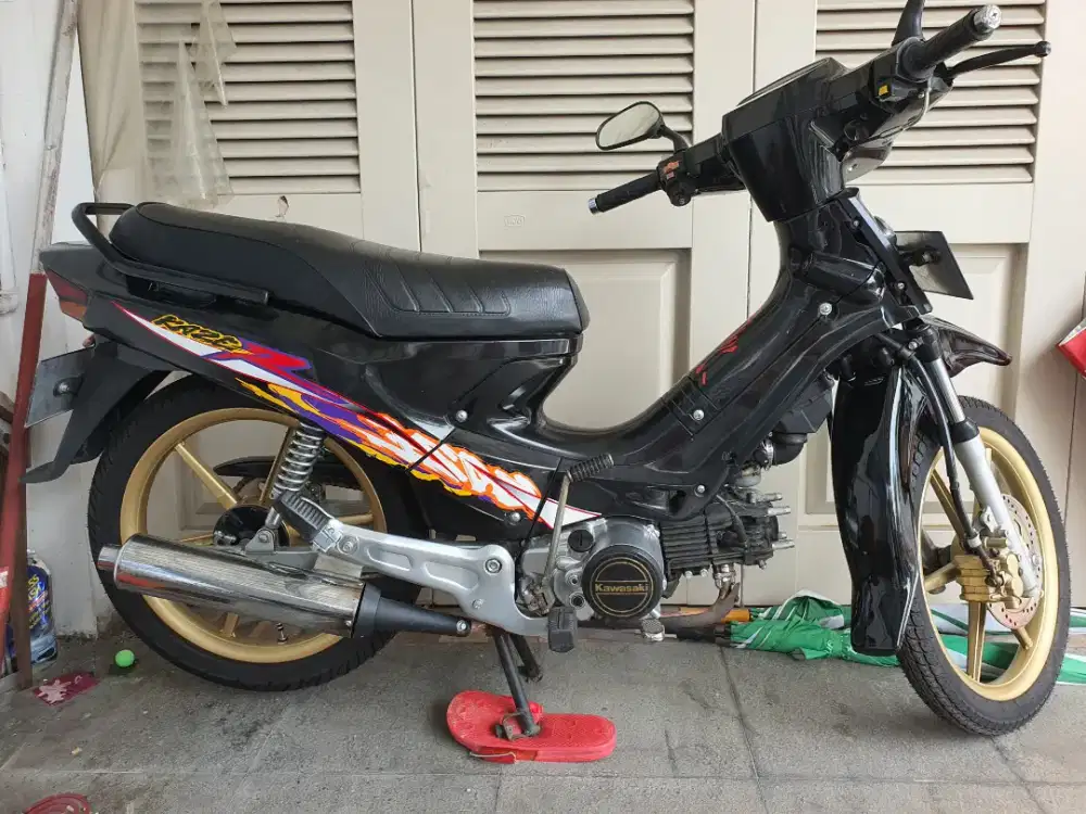 Kawasaki kaze R tahun 2001