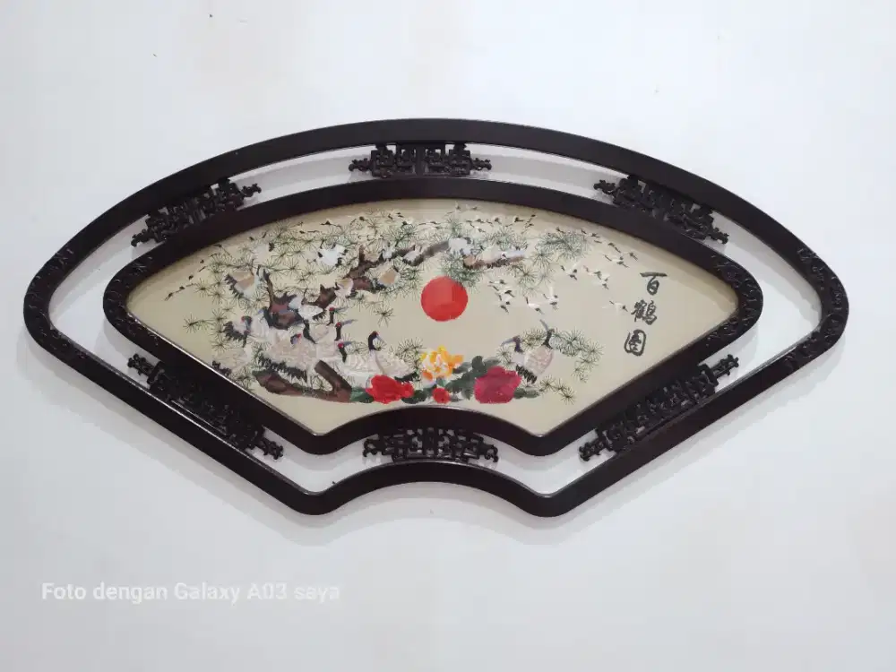 Lukisan cina zaman dulu disulam pakai tangan antik. P.110cmx T.50cm.