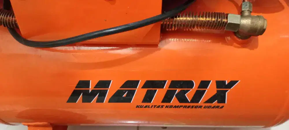 DIJUAL KOMPRESOR 1 HP MERK MATRIX 25 LT
