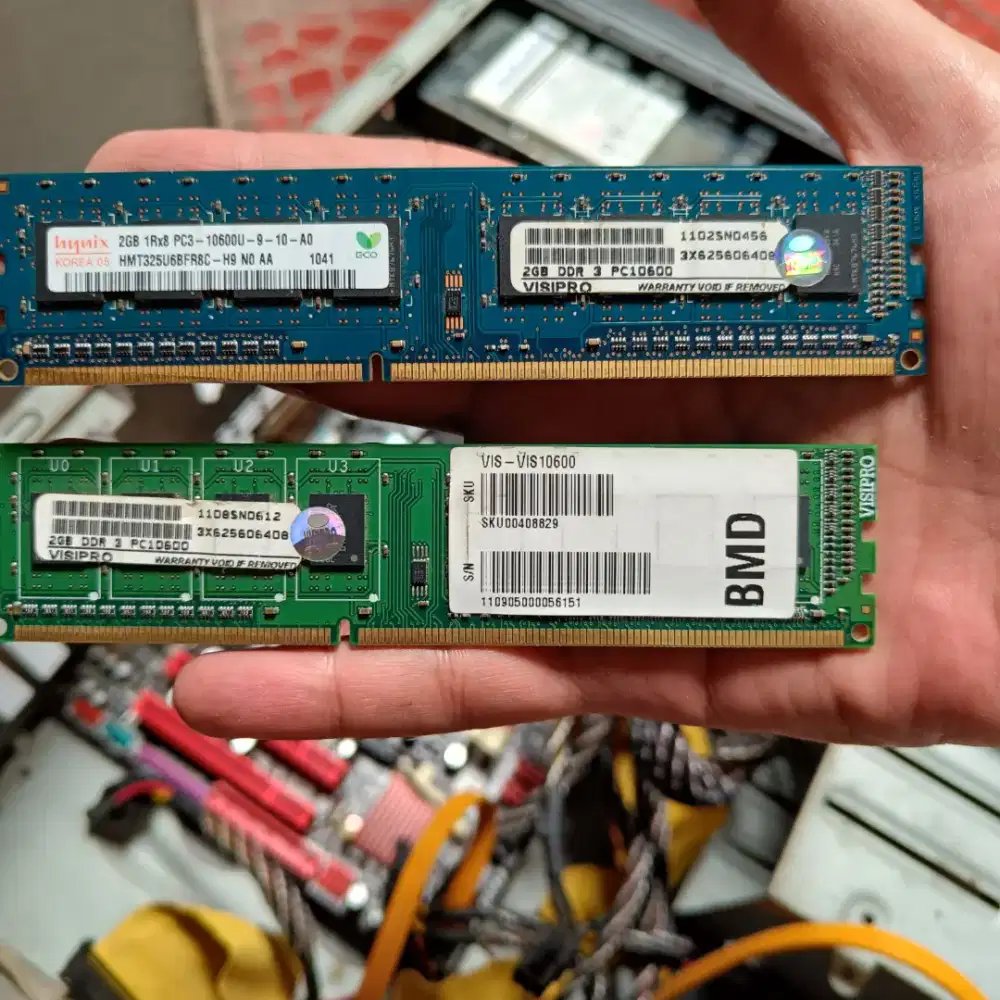 Memori PC10600 DDR3 (tidak ditest)