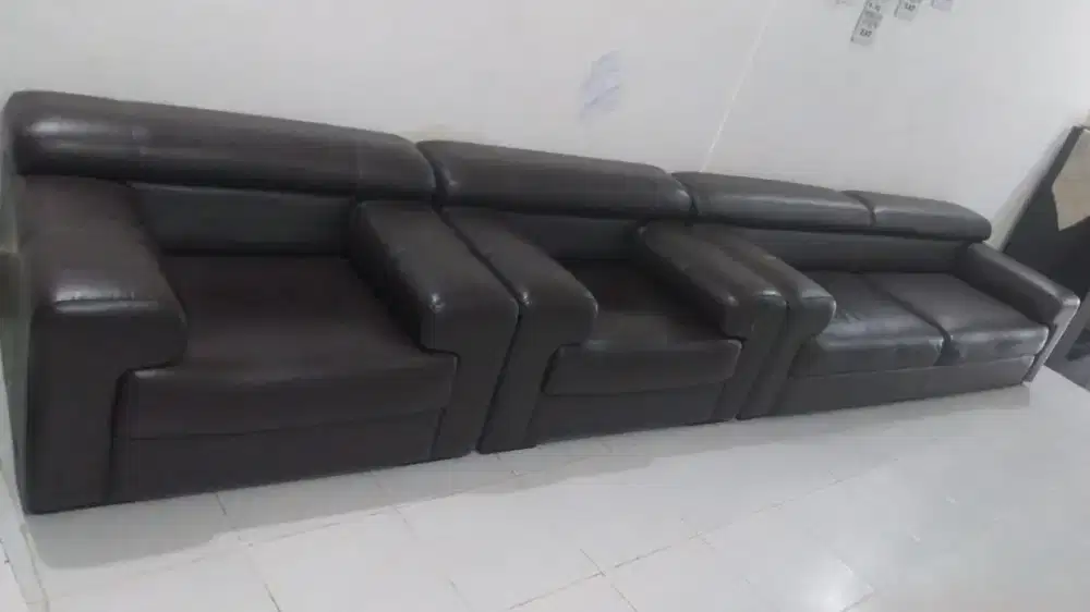 Sofa set dijual cepat