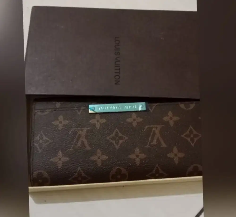 Dompet wanita LV