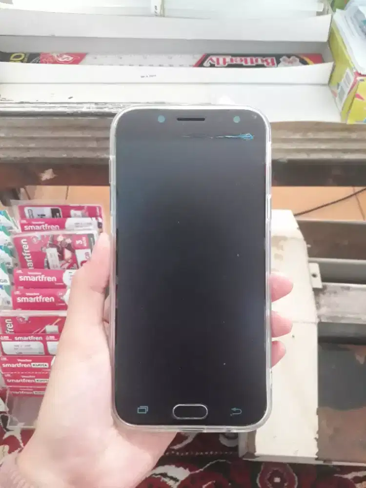 Di Jual HP Second Samsung Galaxy J5 Pro (Nego)