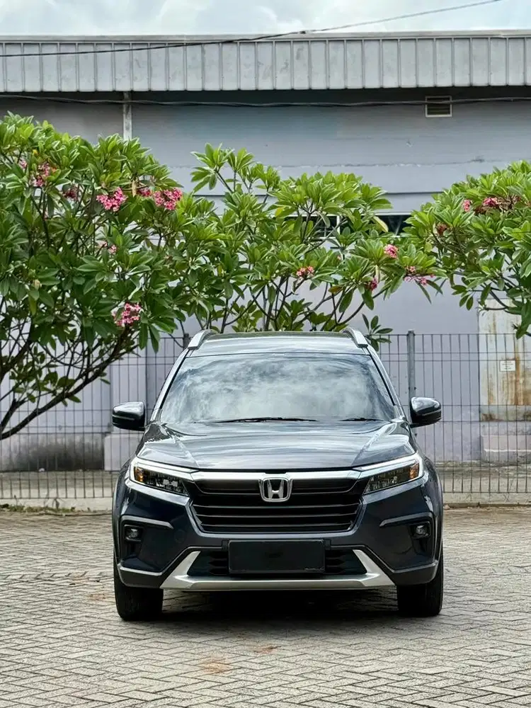 SUV KELUARGA MODERN