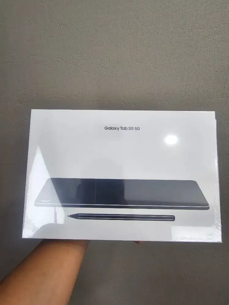 Samsumg Galaxy Tab S11 5G + Keyboard Cover