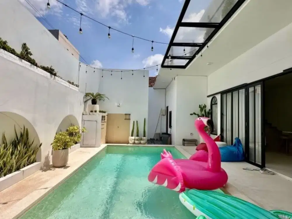 DiJual Villa Full Furnished diarea Canggu Bali dekat jalan Utama