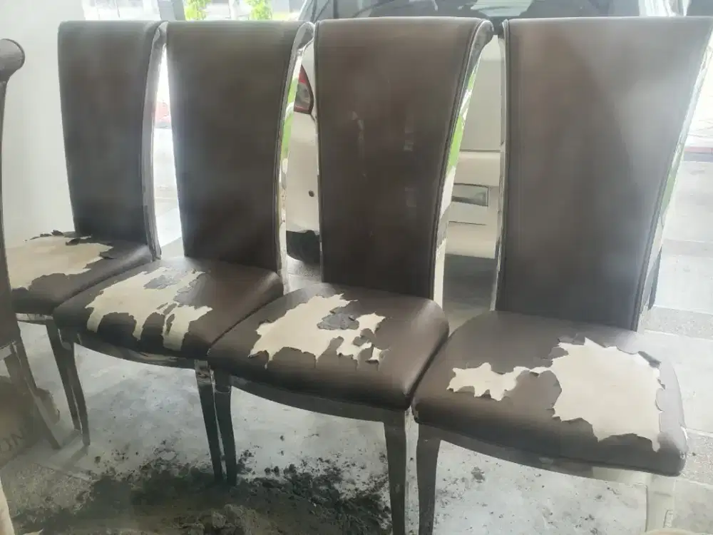 Dijual kursi makan bekas informa Forgan