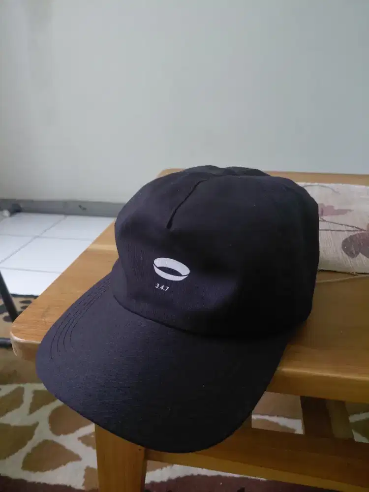 Topi unkl 347 hitam